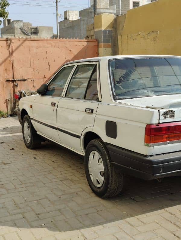 Nissan Sunny 1988 b2b original car zero metre drive 11