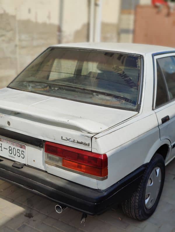 Nissan Sunny 1988 b2b original car zero metre drive 12