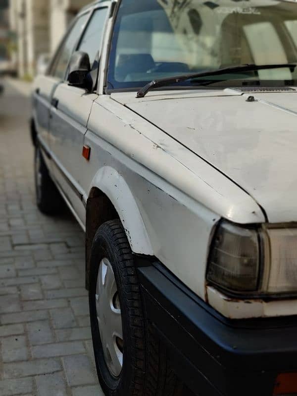 Nissan Sunny 1988 b2b original car zero metre drive 17