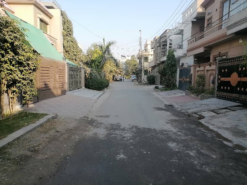 House For sale In Lahore 2