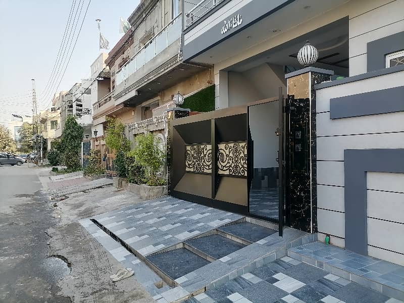 House For sale In Lahore 7