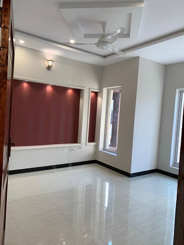 5 Marla Designer House On Investor Rate Prime Location For Sale In Bahria Town Phase 8 13