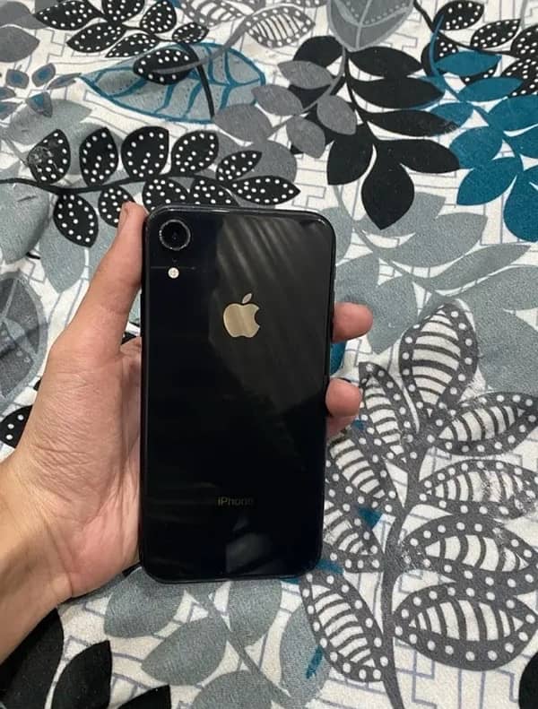 I phone Xr non pta 64gb Beattry 92 original exchange I phone 1