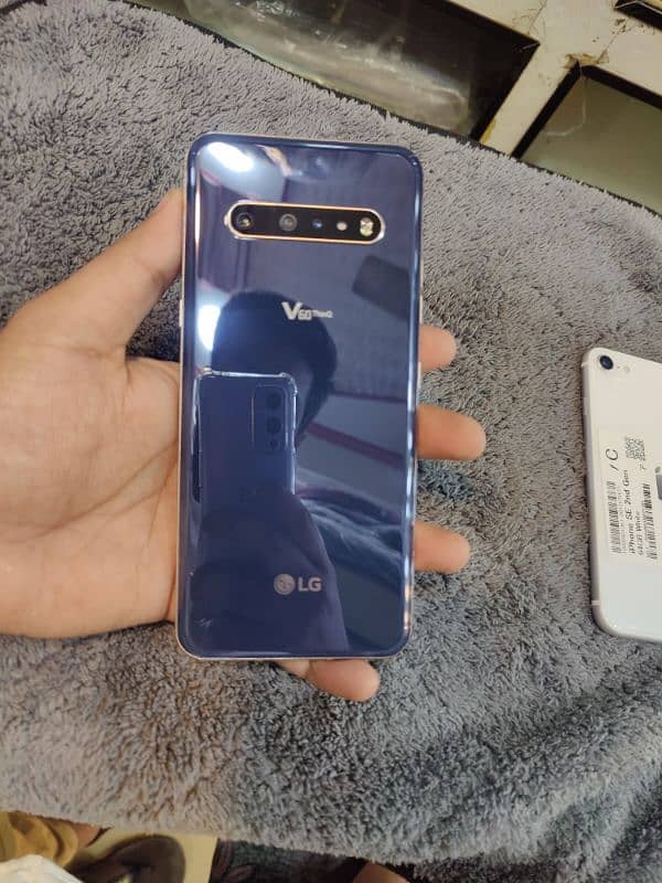 LG v60 Think 0