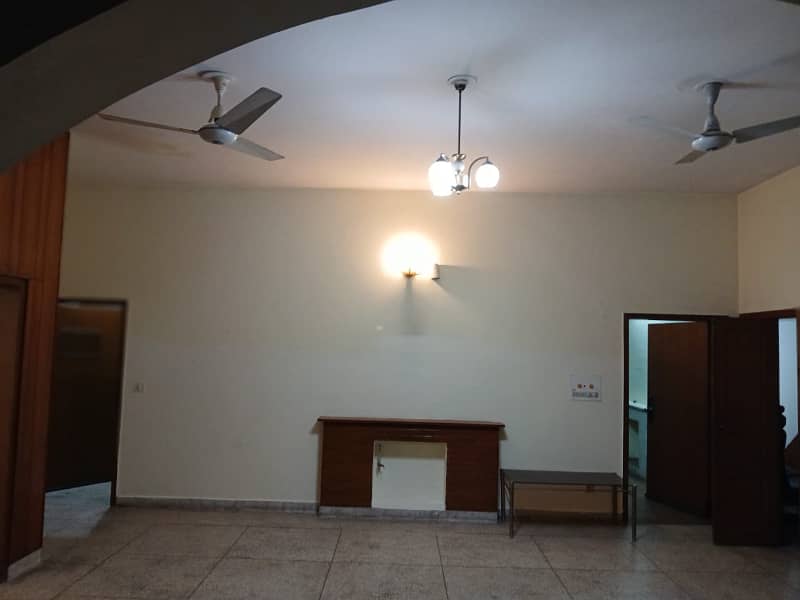 Beautiful upper portion for rent main Chaklala scheme 3 Rawalpindi 0