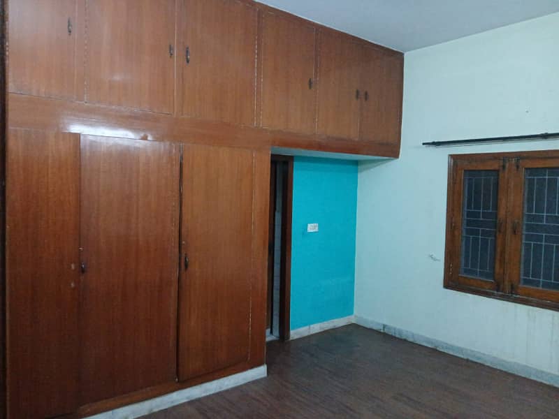 Beautiful upper portion for rent main Chaklala scheme 3 Rawalpindi 2