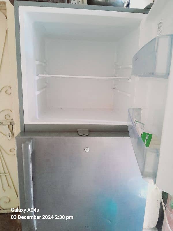 Hair refrigerator good condition in 2