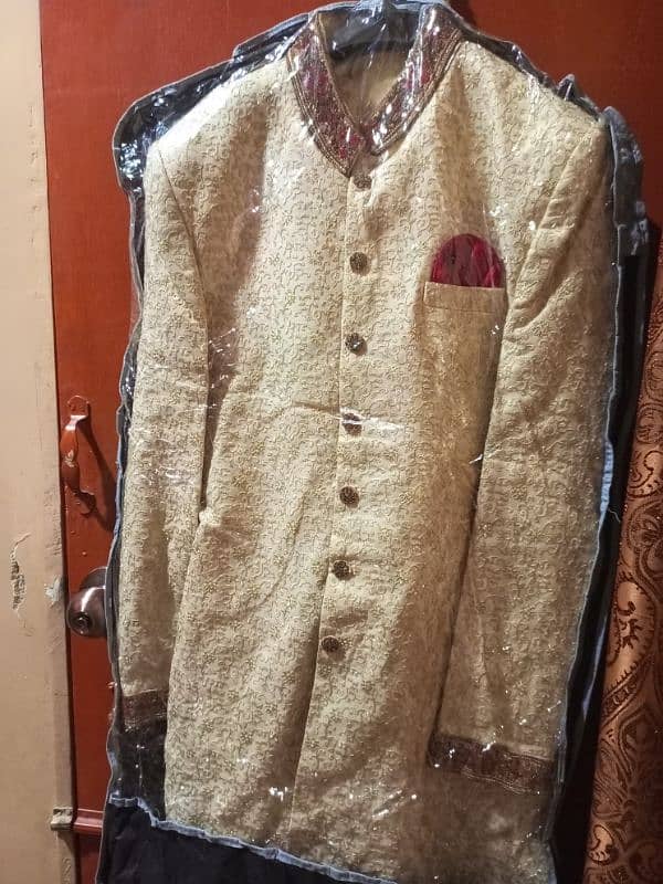 sherwani with kulla and khussy 0