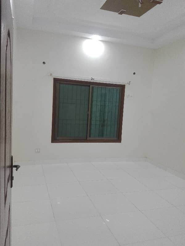 three bed dd 1st floor portion for tent in johar 3