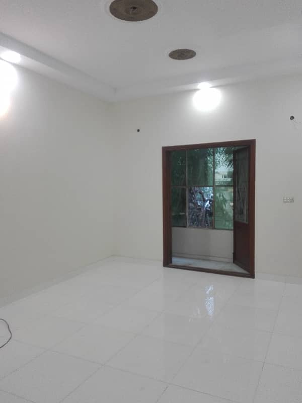 three bed dd 1st floor portion for tent in johar 5