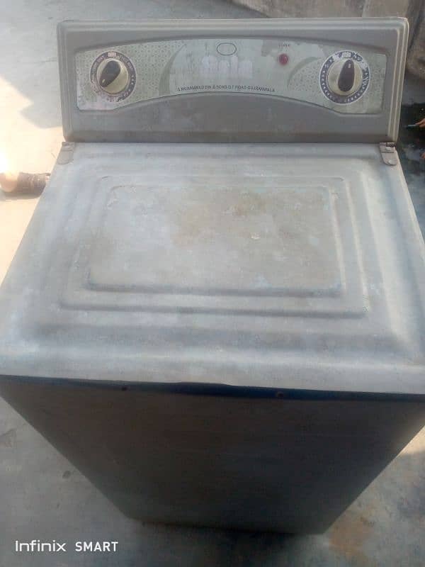 good condition washing machine 4