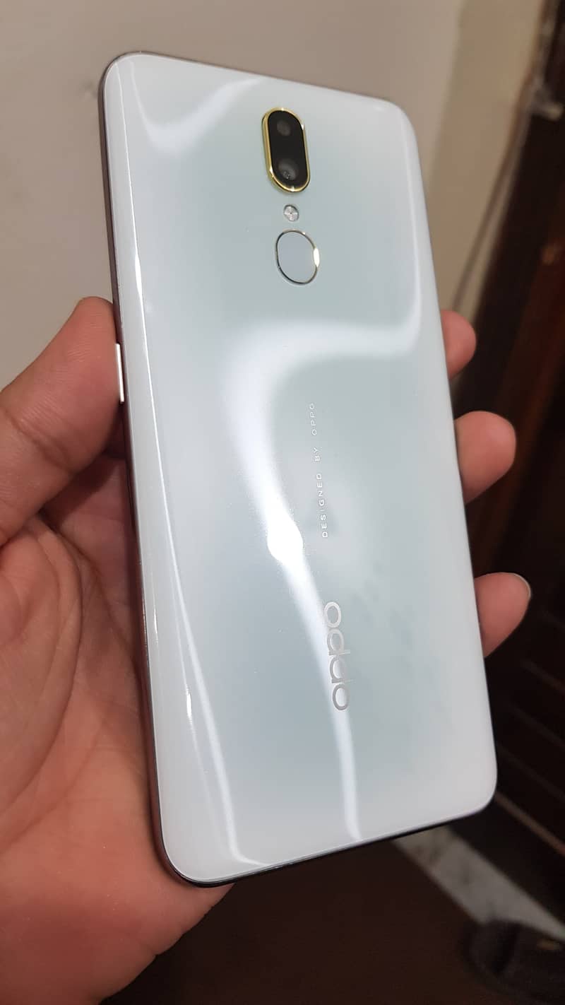 Oppo F11 Complete Box 5