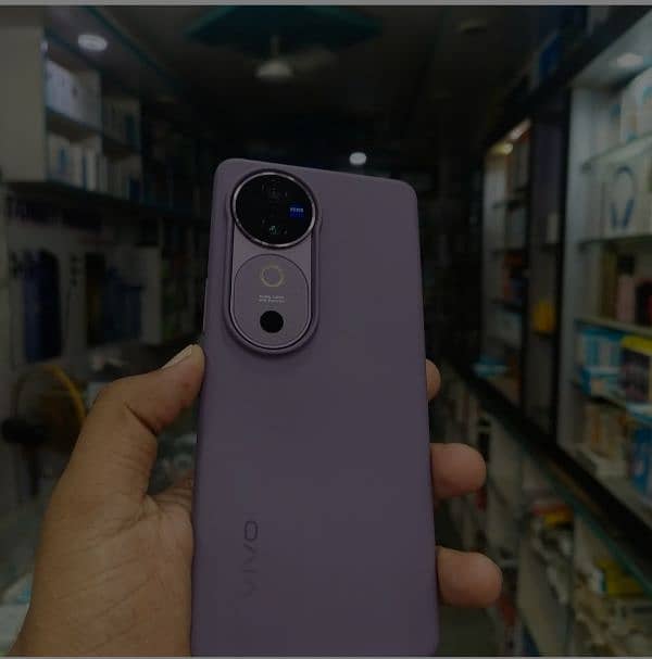 vivo v40 pro 0