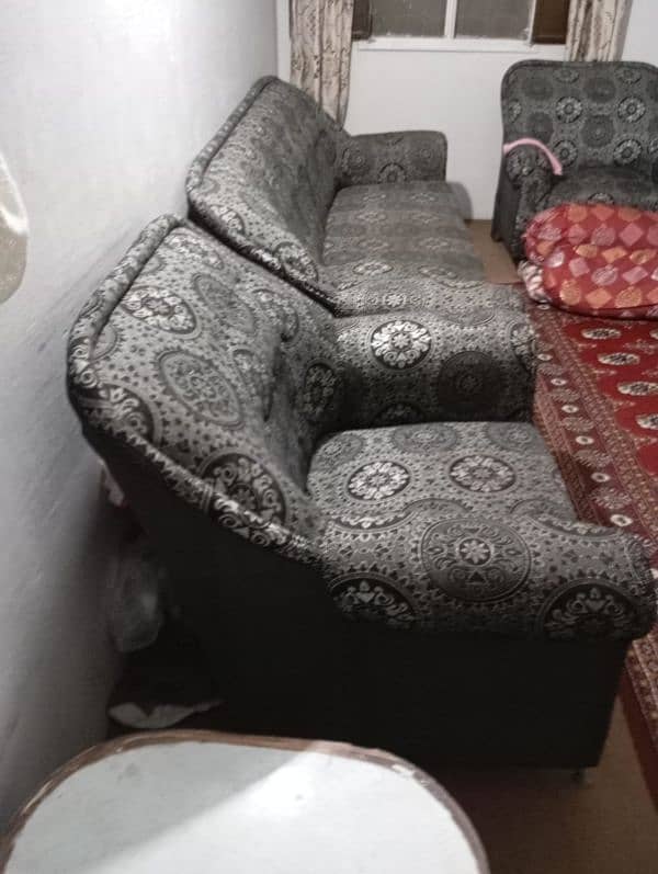 5 Seater sofa 1