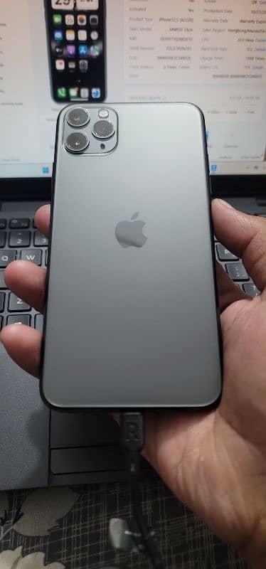 iPhone 11 pro max dual pta approved 0