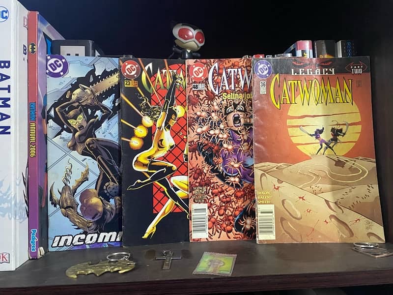 marvel comics dc and darkhorse Comicbooks and art books for sale 1