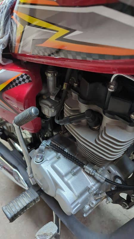 Applied 4 Honda 125 Red color open letter 10 10 new condition 7