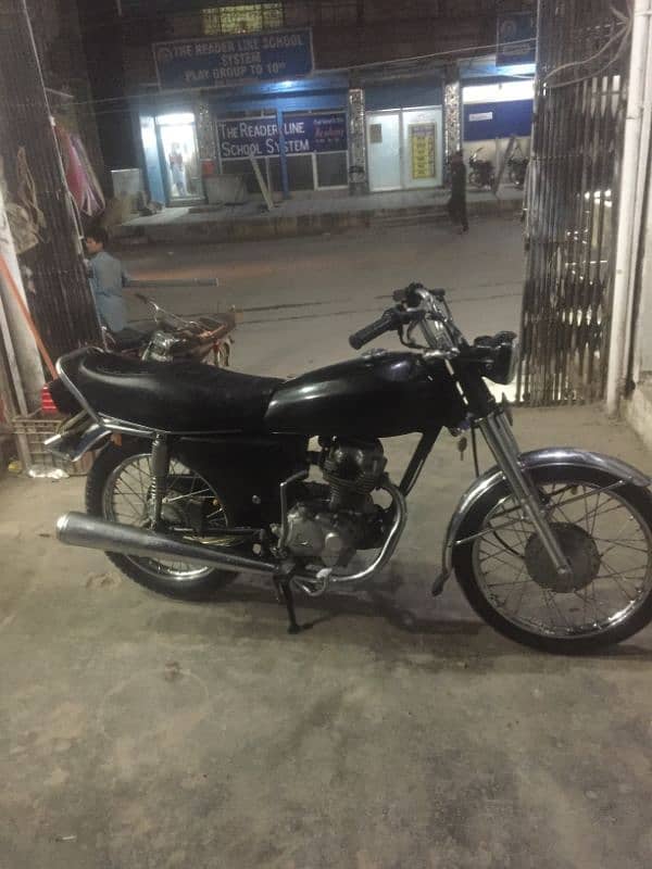 Honda 125 double Saman ke sath 1