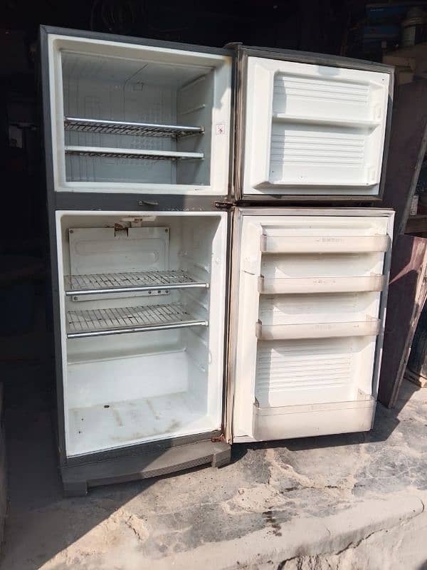 Dawlance fridge for sale 2