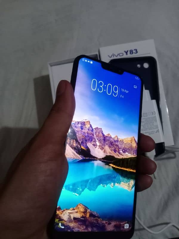 Vivo y83 128gb & 6gb box & Original Charger= 10,500 Fix Rate- All Ok 1