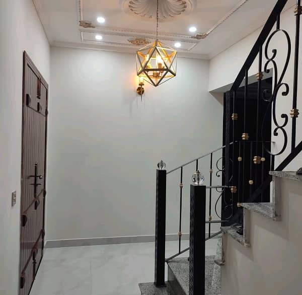 Buy A 10 Marla House For sale In Wapda Town Phase 1 - Block K3 2