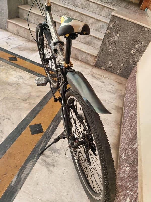 Land Rover Folding Bicycle 2