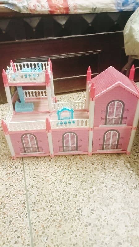 Doll house 1