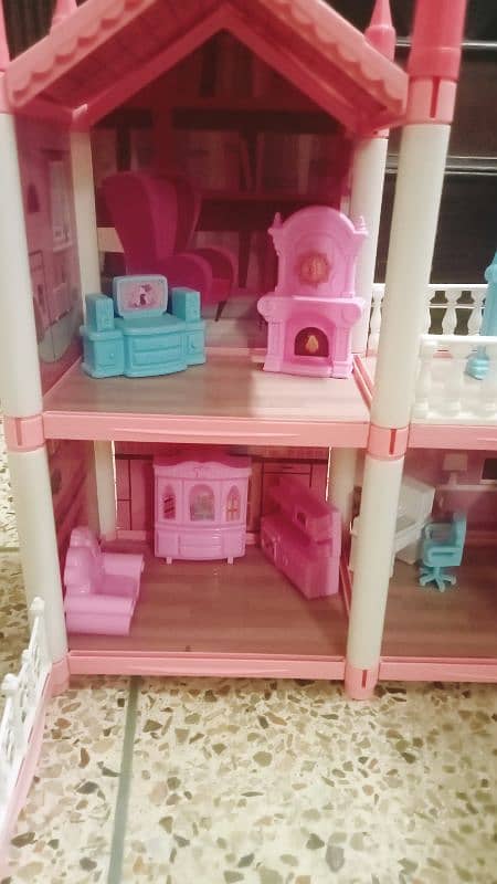 Doll house 6