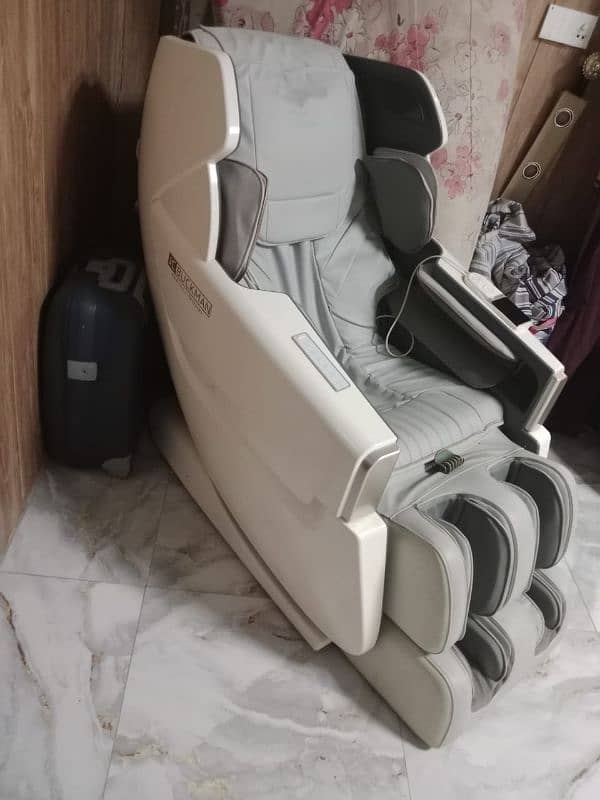 Massaging Chair for Sale at affordable cheap low discounted price 2