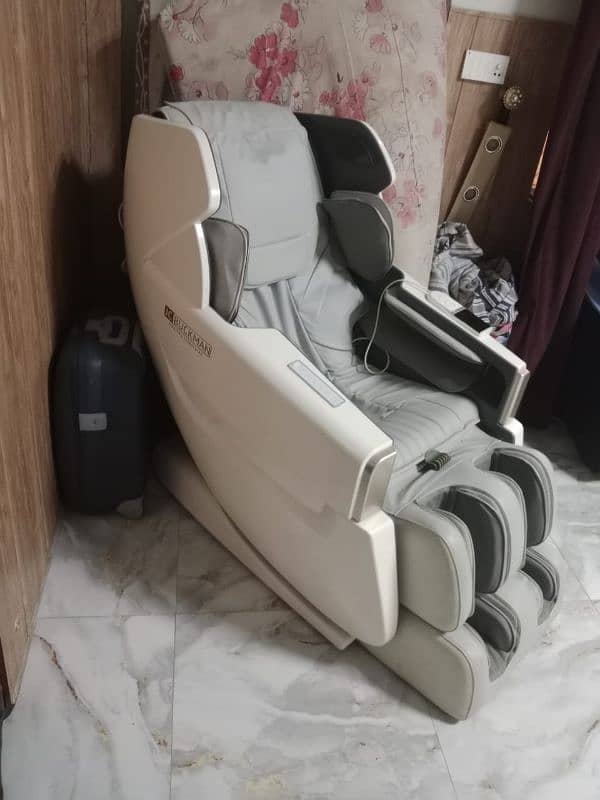 Massaging Chair for Sale at affordable cheap low discounted price 4