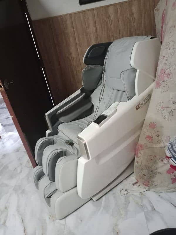 Massaging Chair for Sale at affordable cheap low discounted price 5