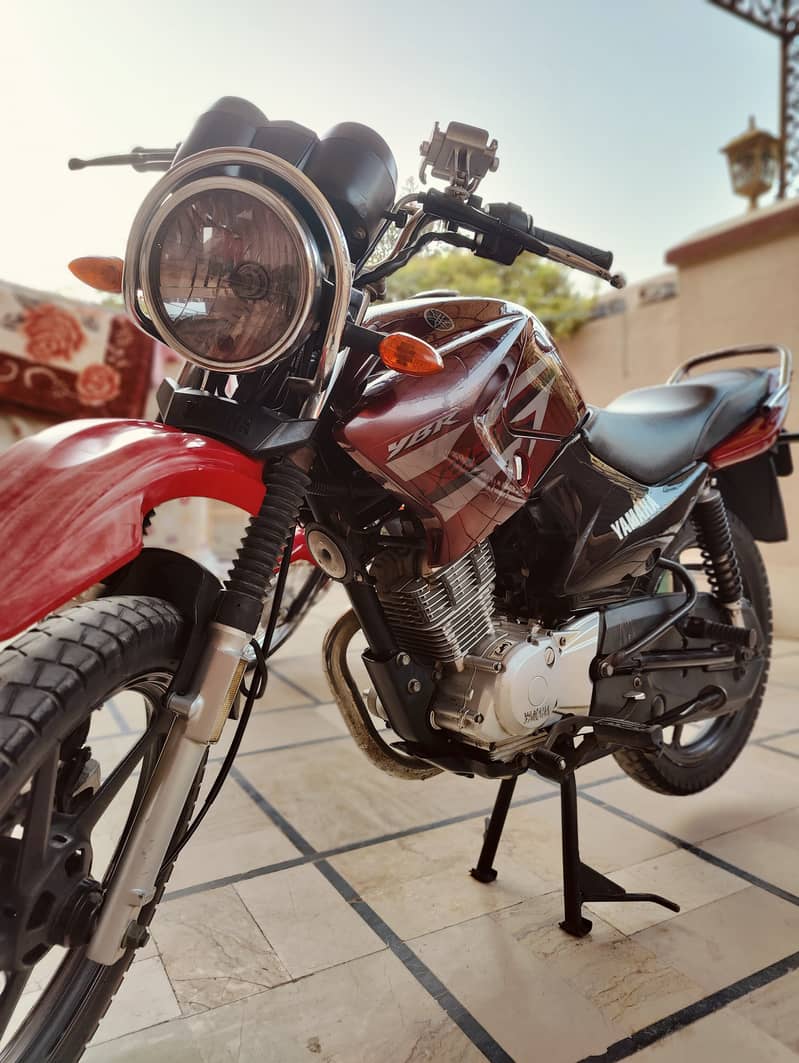 YAMAHA 125G Imported Model RED Genion condition (Karachi No. ) 1