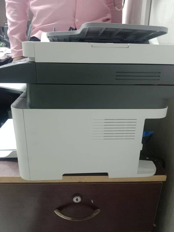 HP Laser MFP 137 FNW 3