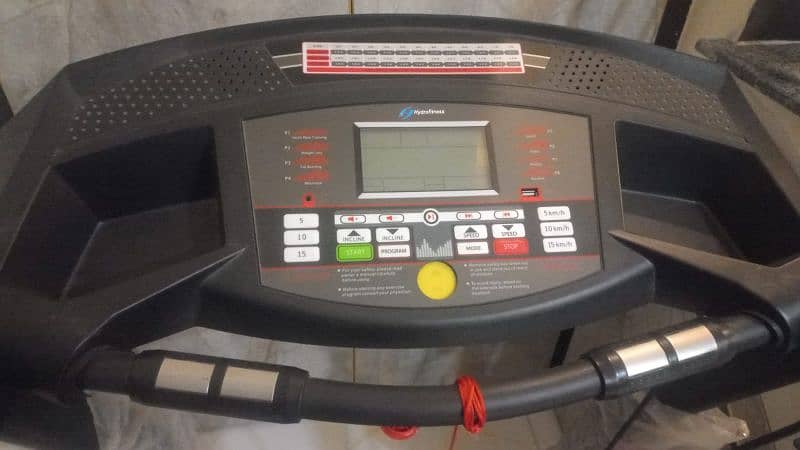 Running machine . Digital . gym fitness 3