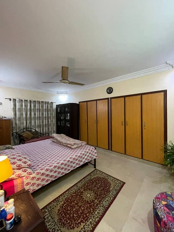 3 bed Executive Apartment for Sale in Gulshan e iqbal block 3 7