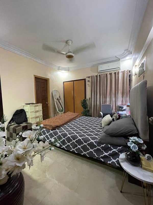 3 bed Executive Apartment for Sale in Gulshan e iqbal block 3 10