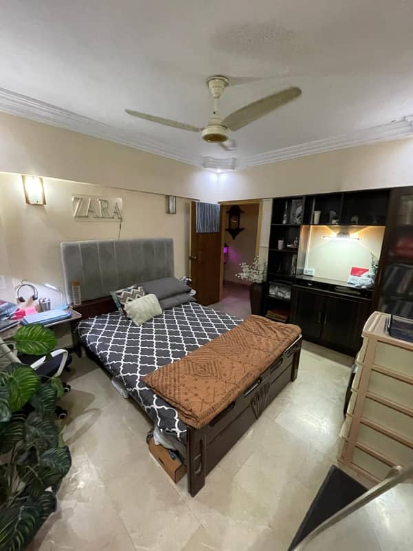 3 bed Executive Apartment for Sale in Gulshan e iqbal block 3 11