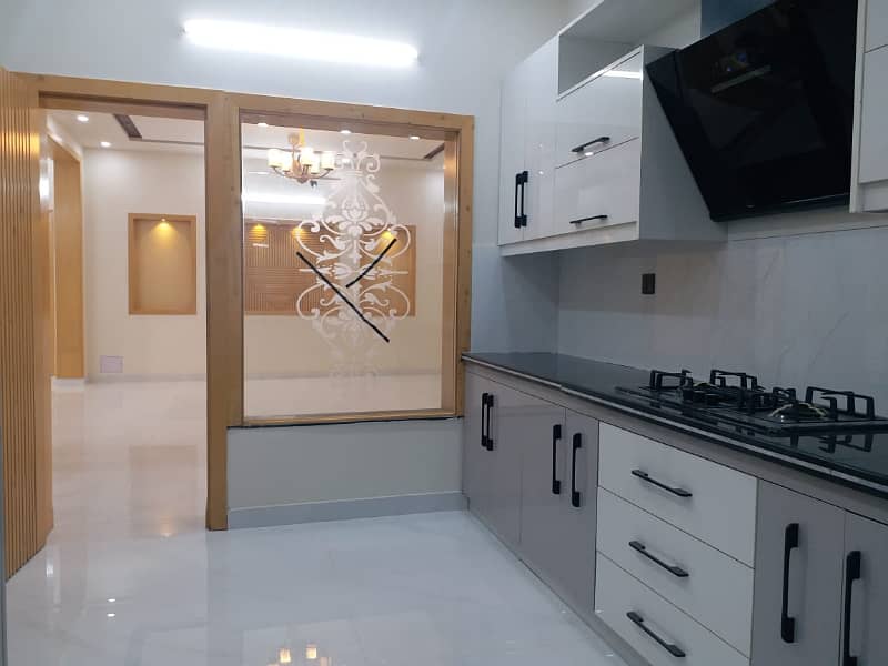 Beautiful house for rent Chaklala scheme 3 Rawalpindi 6