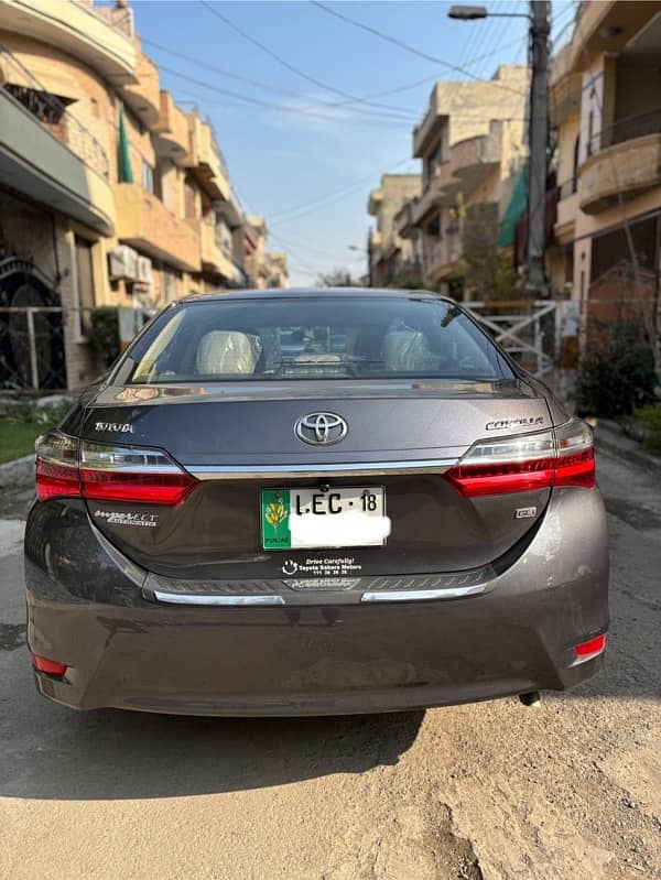 Toyota Corolla GLI 2018 Automatic 3