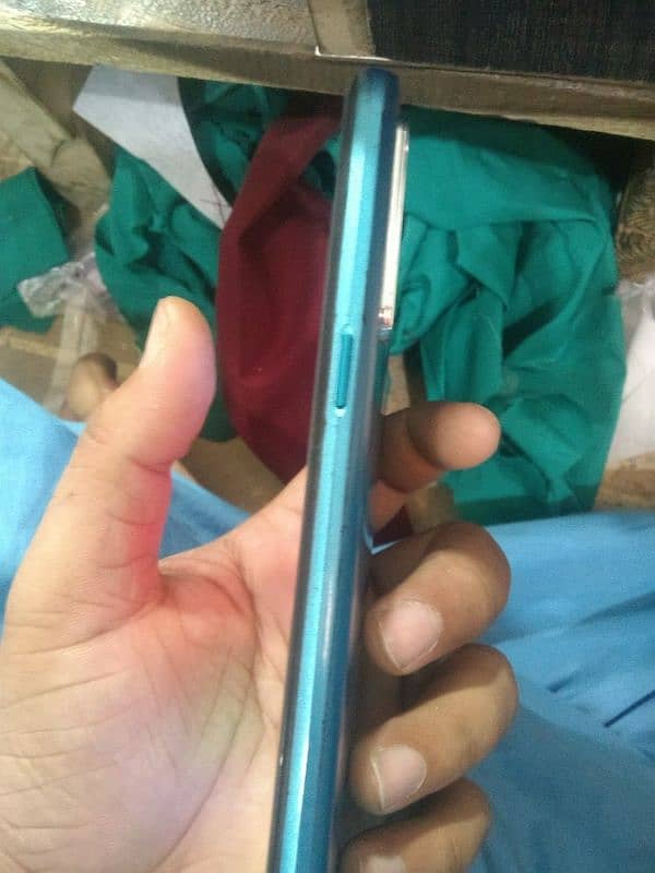 realme 5 i box k saht 4 64 4