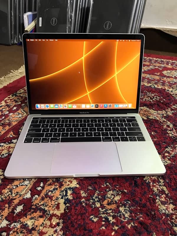 Macbook pro 2018 i5   16/256 13 inch Tayyab laptop 9