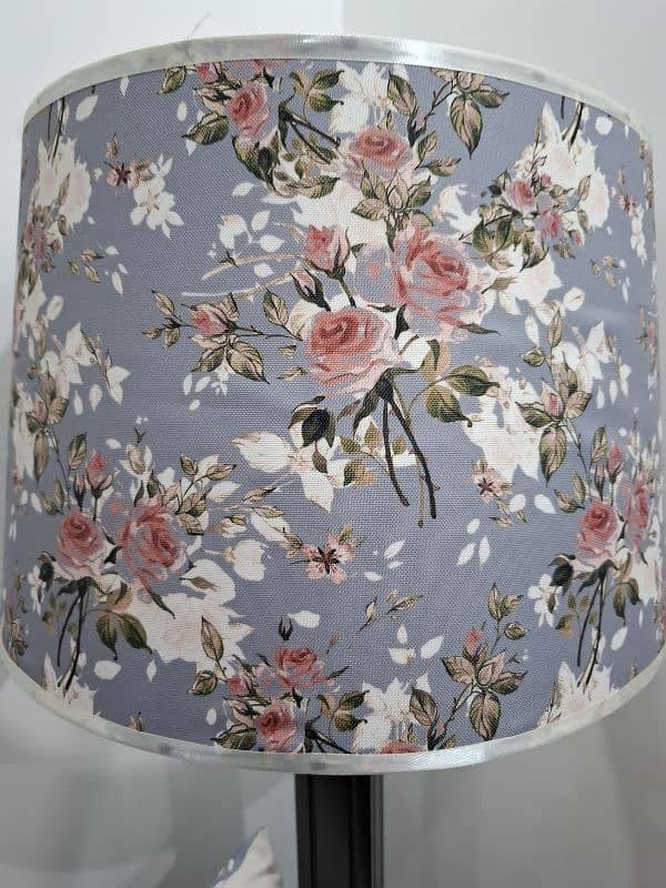 lamp shade along 6 cushion covers 3