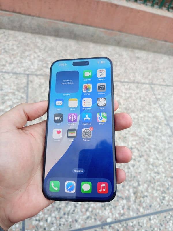 iPhone 15 Pro Max 512 GB 4