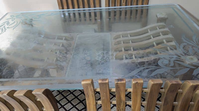 6 chairs glass dining table for sell 3