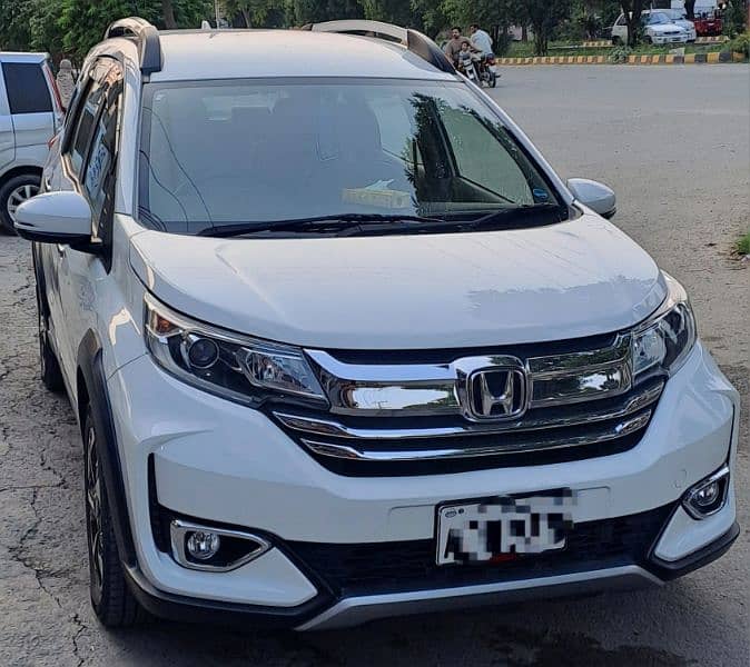 Honda BR-V 2020  0/3/2/7/4/3/7/7/1/5/1 0