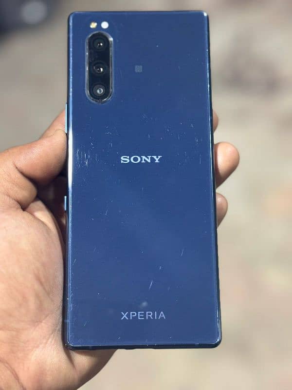 Sony expery 5 mark 1 NON PTA 4