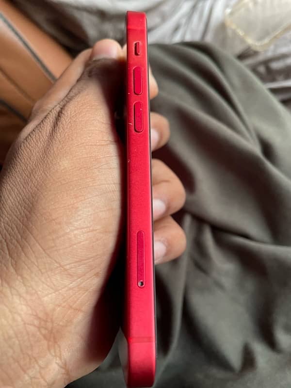 iphone 12 mini 4