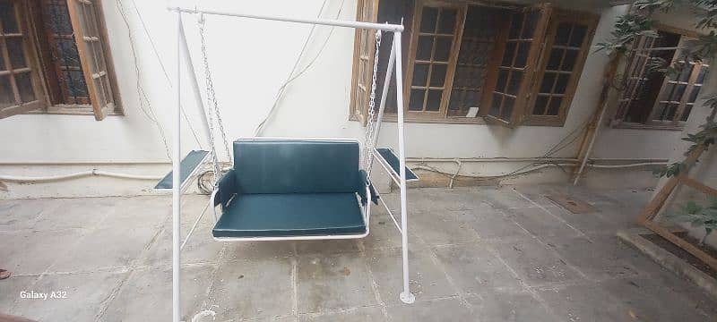 Iron swing for sale in Excellent Condition 3