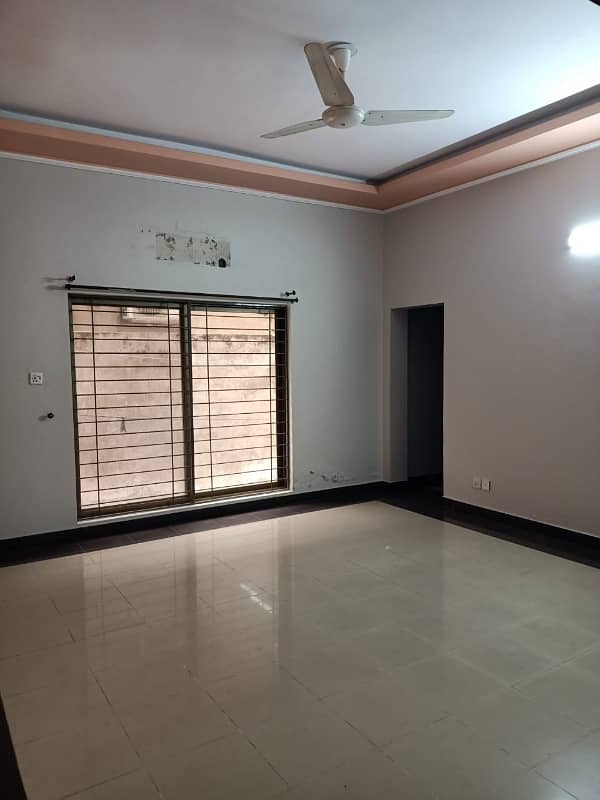 1 kanal House For Office Use J1 Block Near Canal Road In Johar Town 17