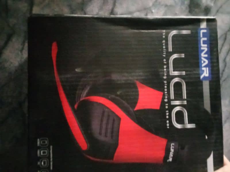 lunar lucid series branded headset 0